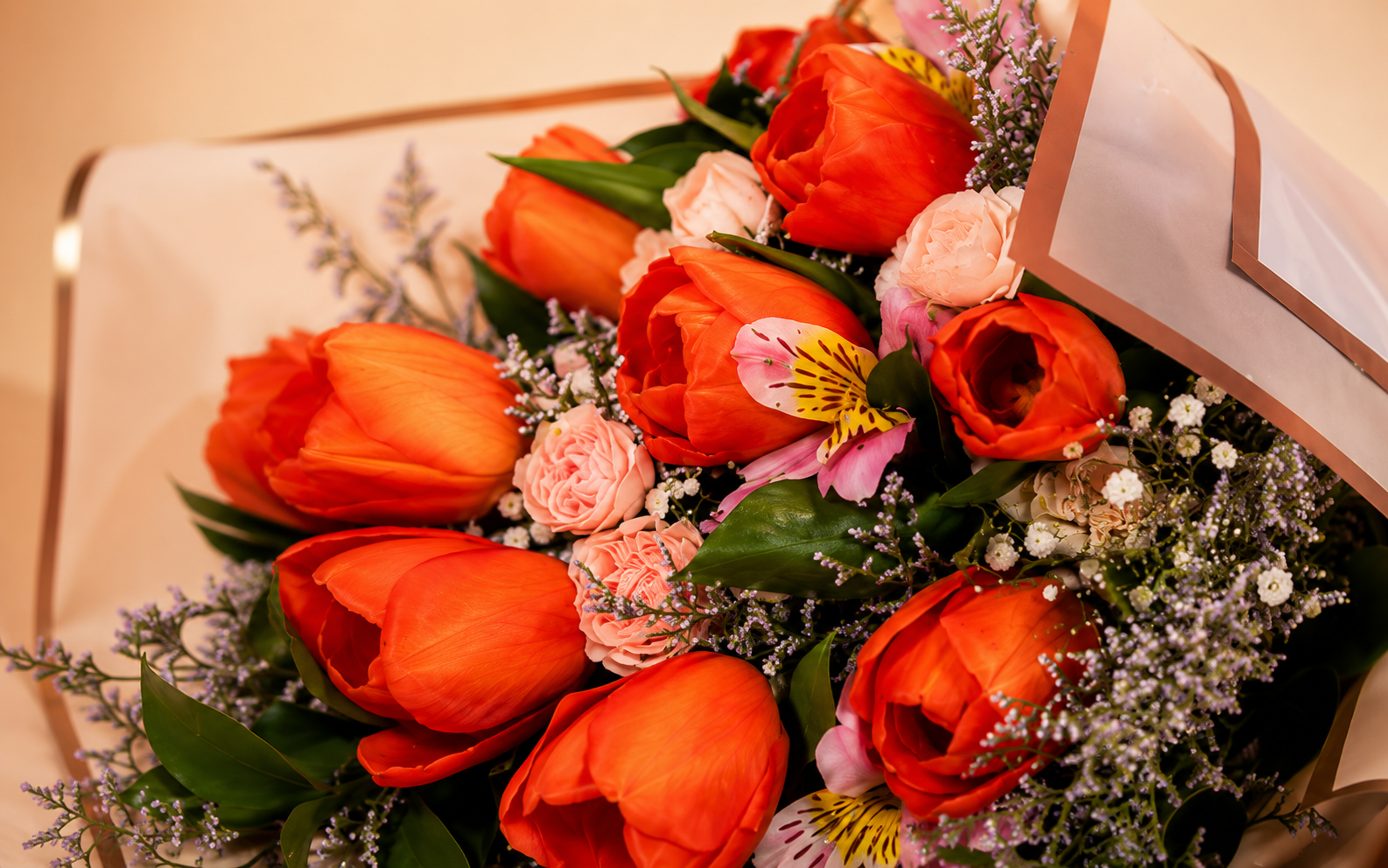 Ramo Con 10 Tallos De Tulipán