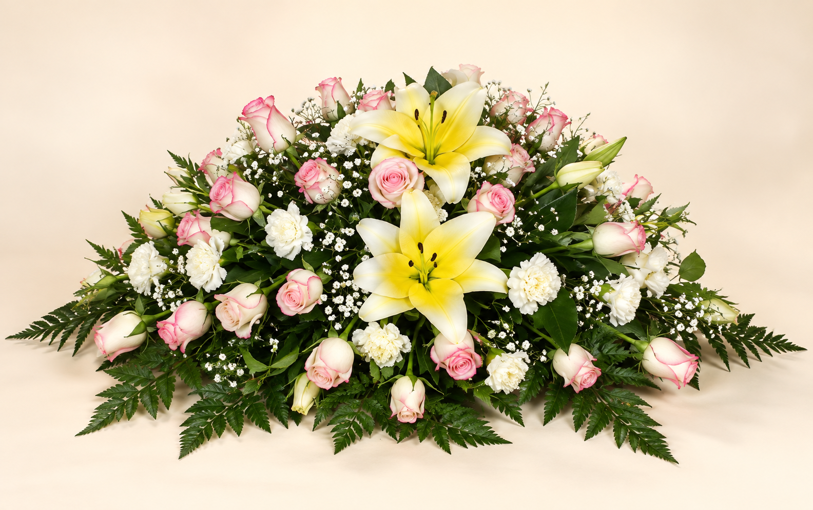 Arreglo Floral con Lilis y Rosas